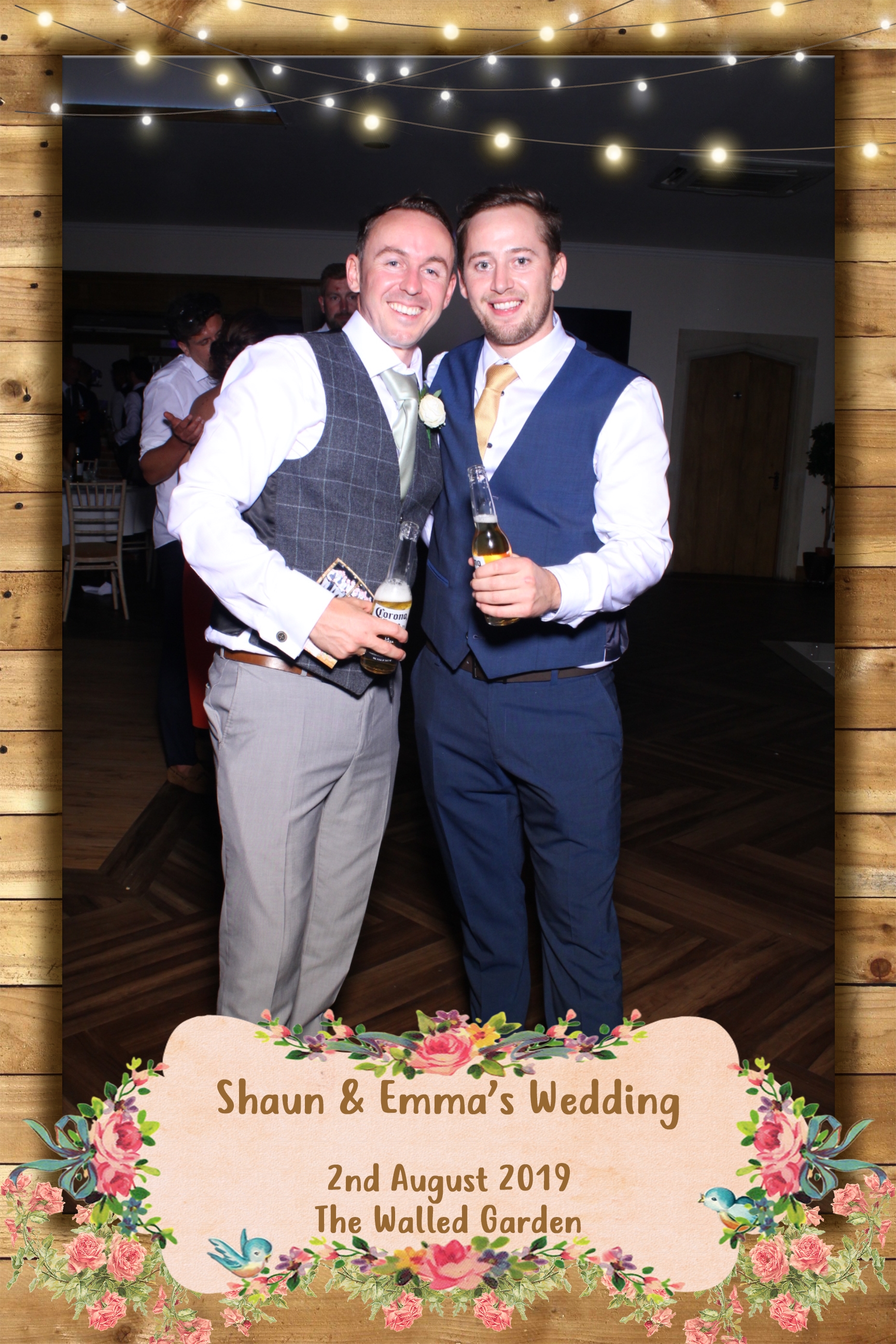 Shaun and Emma's Wedding | View more photos from the event at images.mobile-photo-booth.com/u/MobilePhotoBoothUK/Shaun-and-Emmas-Wedding